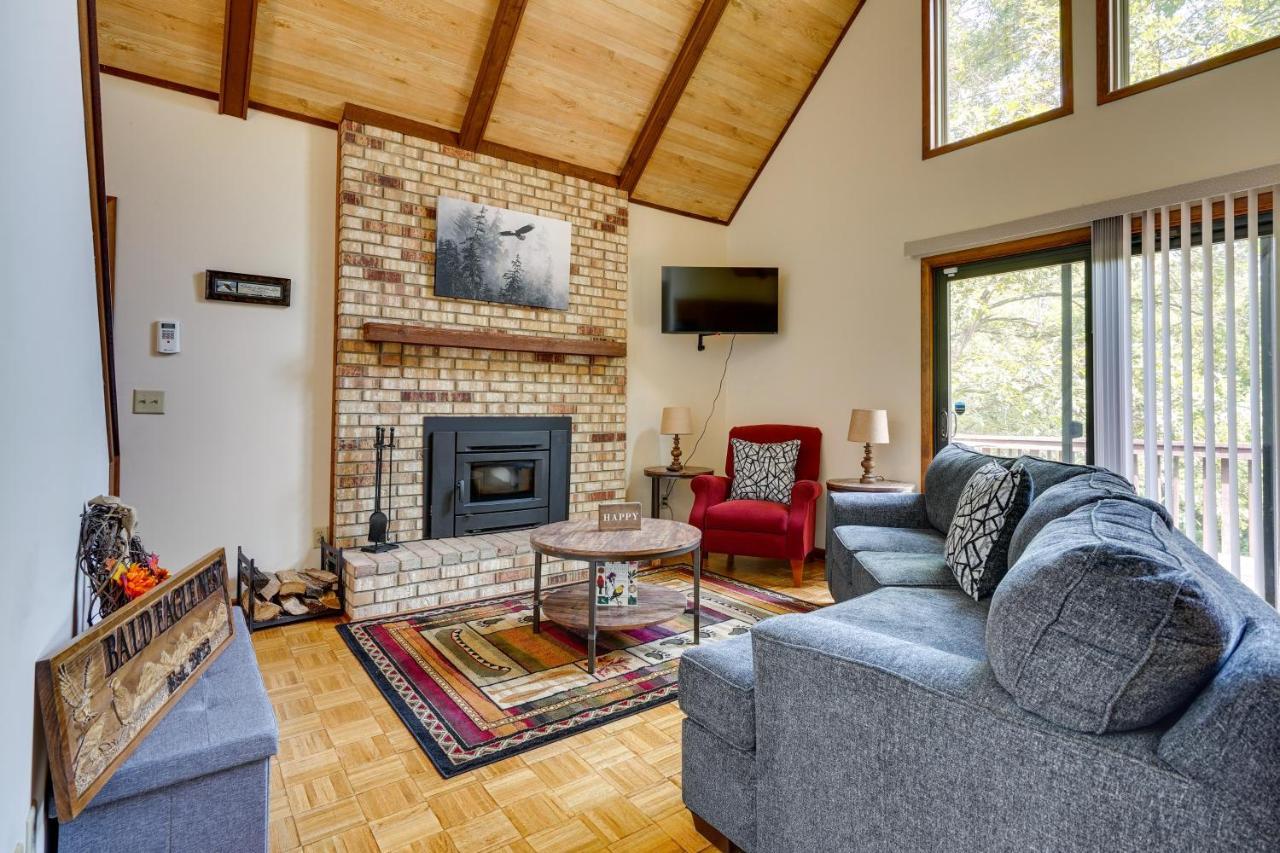 Howard Cabin Rental About 3 Mi To Apple Valley Lake! Mount Vernon Εξωτερικό φωτογραφία