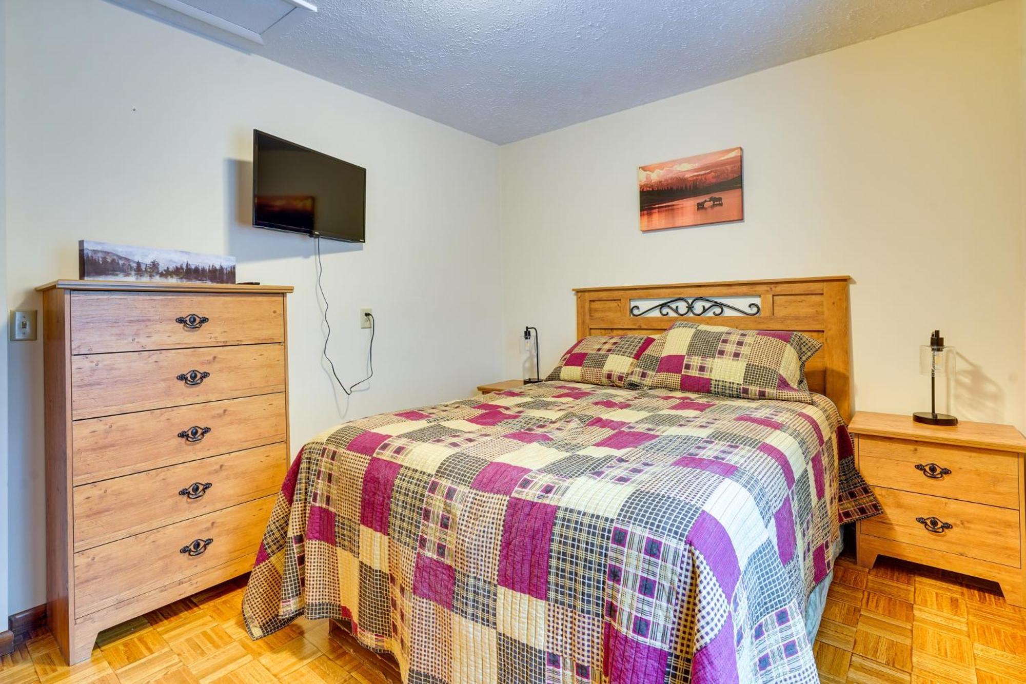 Howard Cabin Rental About 3 Mi To Apple Valley Lake! Mount Vernon Εξωτερικό φωτογραφία