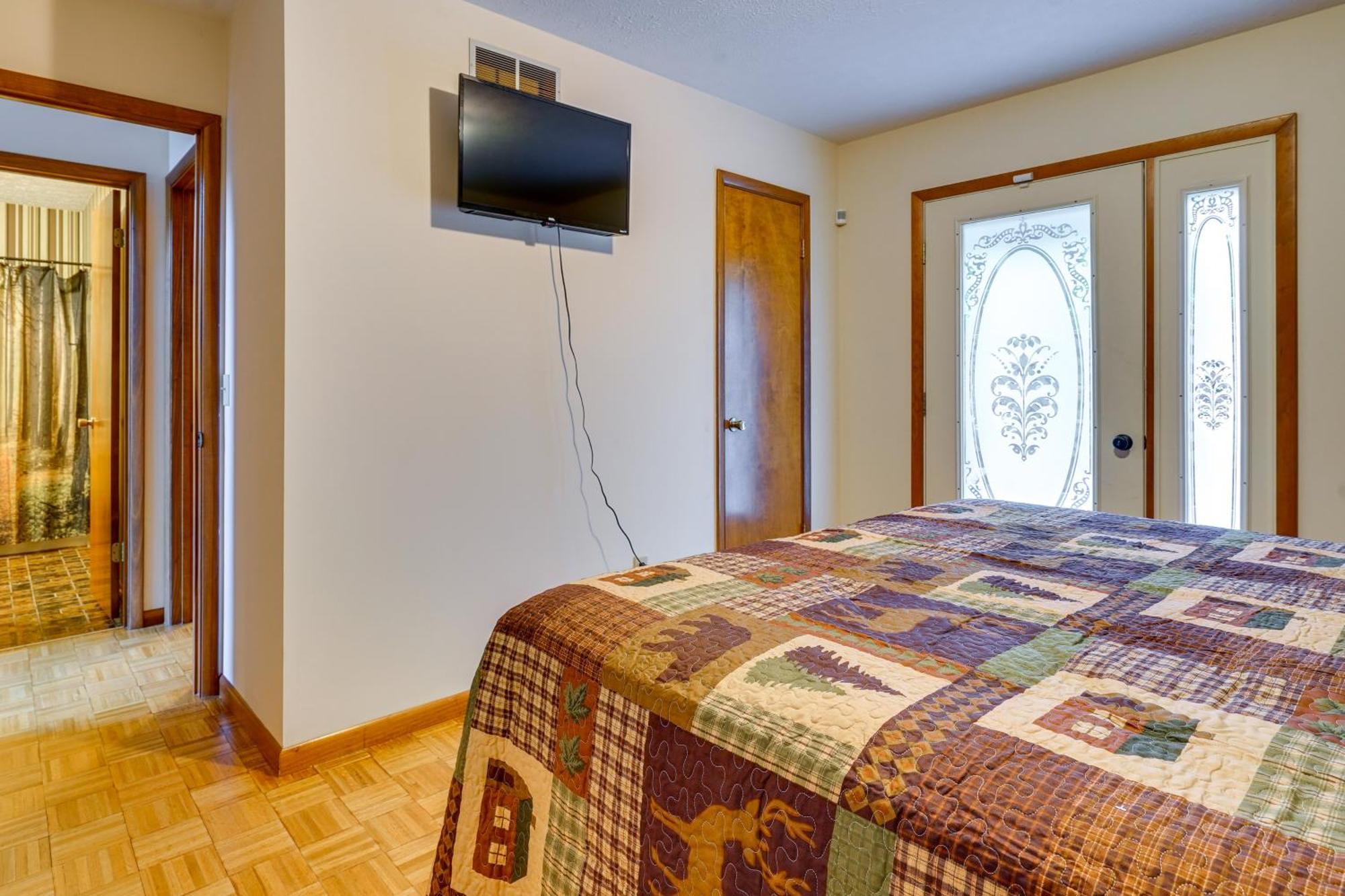 Howard Cabin Rental About 3 Mi To Apple Valley Lake! Mount Vernon Εξωτερικό φωτογραφία