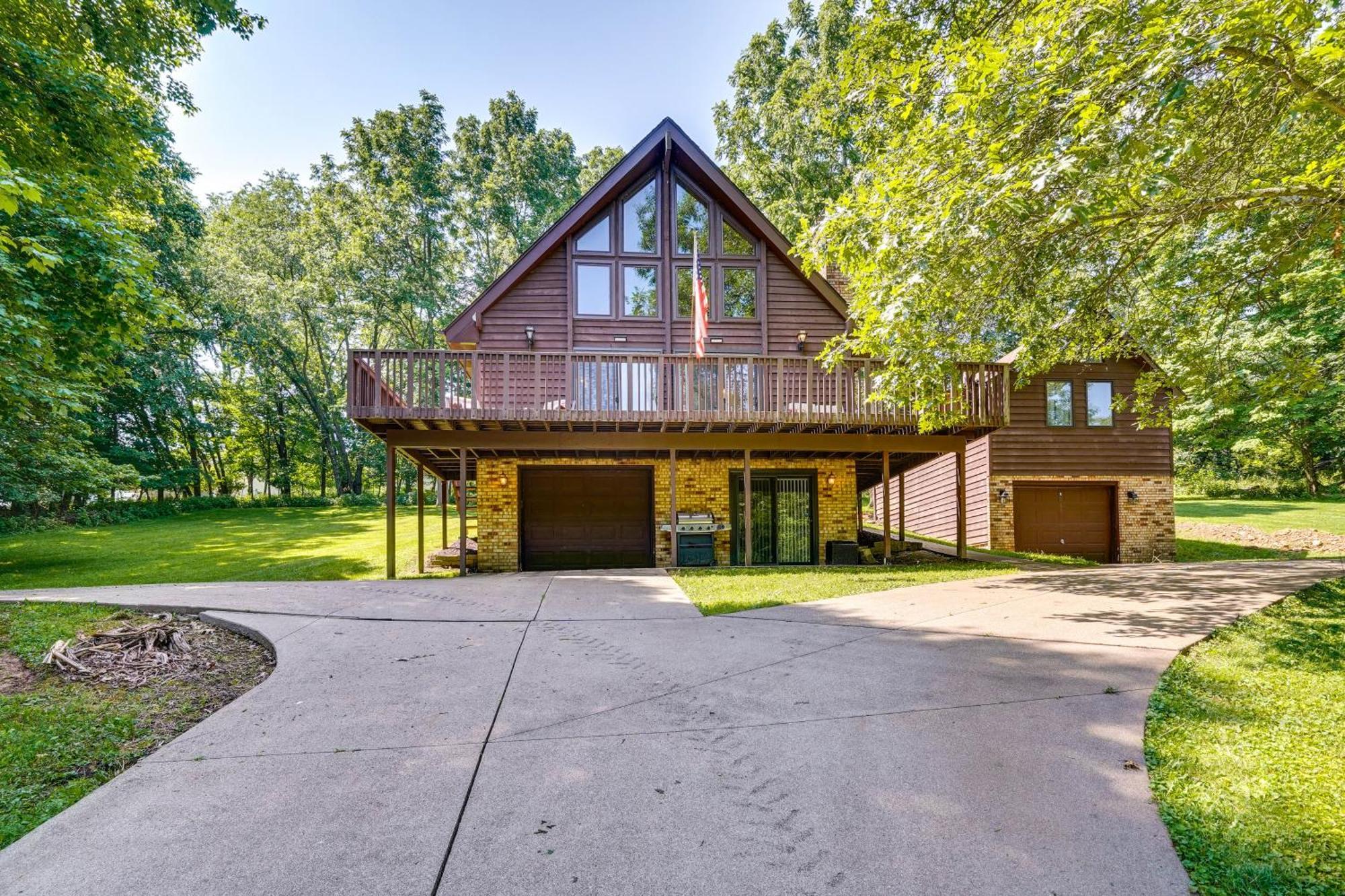 Howard Cabin Rental About 3 Mi To Apple Valley Lake! Mount Vernon Εξωτερικό φωτογραφία